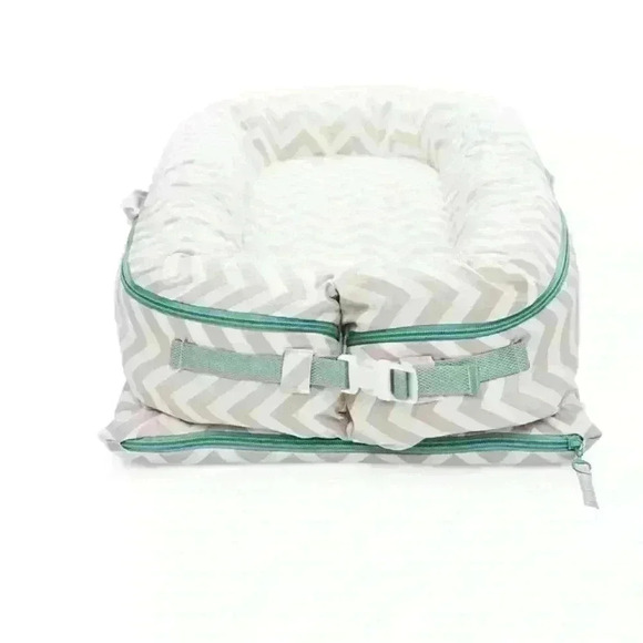 Chevron Cover - Picture 2 of 7